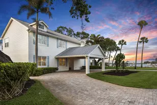 2529 N Indian River Dr, Fort Pierce, FL 34946 - Photo 8
