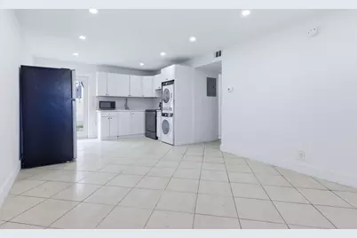1015 NE 17th Avenue #102, Fort Lauderdale, FL 33304 - Photo 6