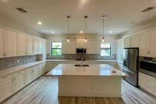 8074 Hobbes Wy, Palm Beach Gardens, FL 33418 - Photo 4