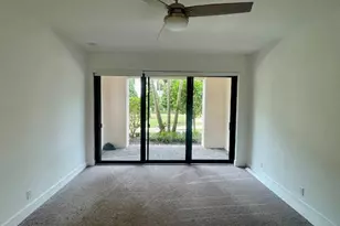 8074 Hobbes Wy, Palm Beach Gardens, FL 33418 - Photo 2