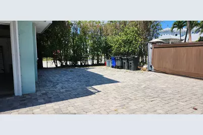 1066 SE St Lucie Boulevard, Stuart, FL 34996 - Photo 28