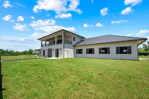 16175 Deer Path Ln, Wellington, FL 33470 - Photo 4