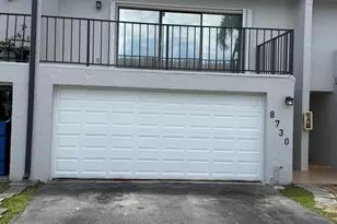 8730 SW 154th Cir Pl, Miami, FL 33193 - Photo 2
