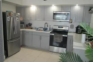 8730 SW 154th Cir Pl, Miami, FL 33193 - Photo 6