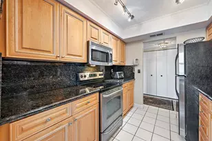 5440 N Ocean Dr, Riviera Beach, FL 33404 - Photo 10