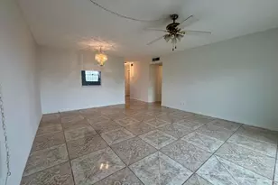 232 NE 12th Ave, Hallandale Beach, FL 33009 - Photo 6