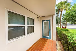 2003 Granada Dr, Coconut Creek, FL 33066 - Photo 4