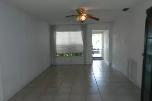 3151 Pinehurst Dr, Lake Worth, FL 33467 - Photo 8