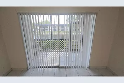8040 N Colony Cir Circle #102, Tamarac, FL 33321 - Photo 16