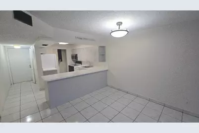 8040 N Colony Cir Circle #102, Tamarac, FL 33321 - Photo 2
