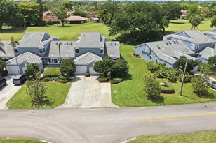 8362 Waterford Ave, Tamarac, FL 33321 - Photo 40