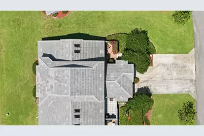 8362 Waterford Avenue, Tamarac, FL 33321 - Photo 42