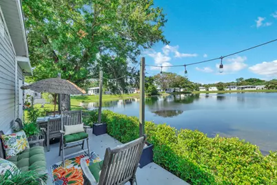 153 Plantation Boulevard, Lake Worth, FL 33467 - Photo 12