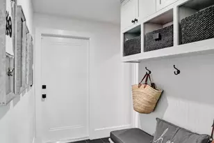 2421 NE 12th St, Fort Lauderdale, FL 33304 - Photo 48