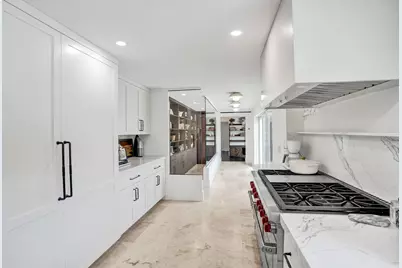 2421 NE 12th Street, Fort Lauderdale, FL 33304 - Photo 36
