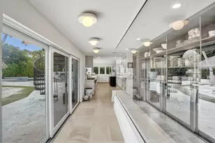 2421 NE 12th St, Fort Lauderdale, FL 33304 - Photo 56