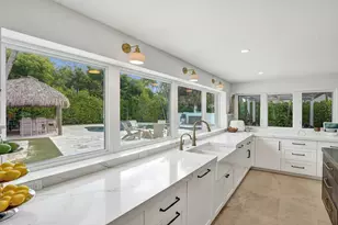 2421 NE 12th St, Fort Lauderdale, FL 33304 - Photo 32