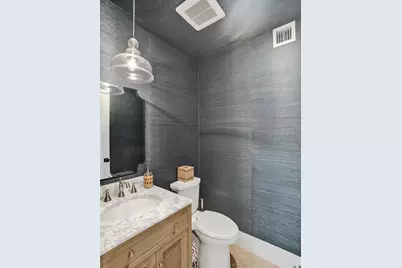 2421 NE 12th Street, Fort Lauderdale, FL 33304 - Photo 38
