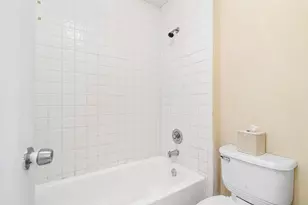 904 Magnolia Ave, North Lauderdale, FL 33068 - Photo 18