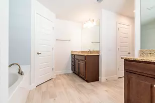 1513 NE 43rd Terrace, Cape Coral, FL 33909 - Photo 20