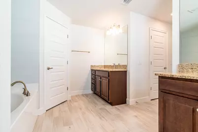 1513 NE 43rd Terrace, Cape Coral, FL 33909 - Photo 18