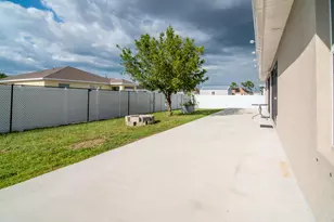 1513 NE 43rd Terrace, Cape Coral, FL 33909 - Photo 34
