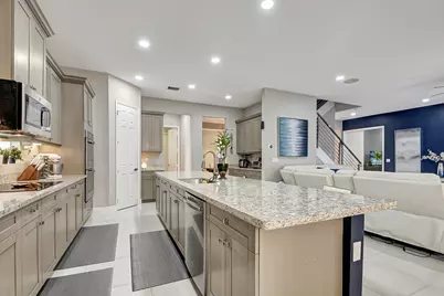 8952 Cypress Grove Lane, Royal Palm Beach, FL 33436 - Photo 16
