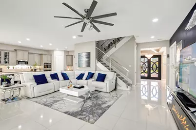 8952 Cypress Grove Lane, Royal Palm Beach, FL 33436 - Photo 4