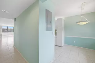 10442 E Clairmont Cir, Tamarac, FL 33321 - Photo 10