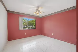 10442 E Clairmont Cir, Tamarac, FL 33321 - Photo 18