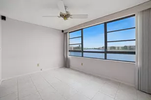 10442 E Clairmont Cir, Tamarac, FL 33321 - Photo 2
