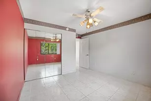 10442 E Clairmont Cir, Tamarac, FL 33321 - Photo 16