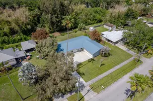 320 Chamberlain Blvd, Fort Pierce, FL 34946 - Photo 46