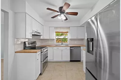 320 Chamberlain Boulevard, Fort Pierce, FL 34946 - Photo 24