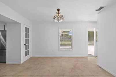 320 Chamberlain Boulevard, Fort Pierce, FL 34946 - Photo 18