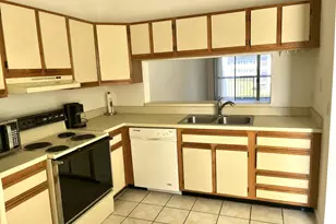 237 Cypress Point Dr, Palm Beach Gardens, FL 33418 - Photo 4