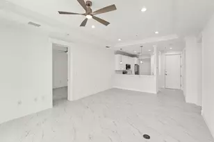 47 SW Osceola St, Stuart, FL 34994 - Photo 4