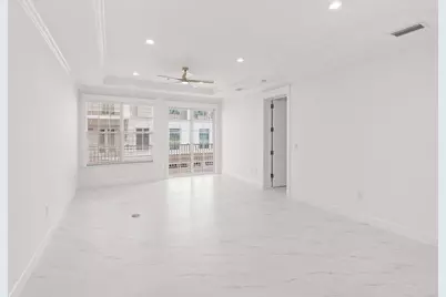 47 SW Osceola Street #206, Stuart, FL 34994 - Photo 6