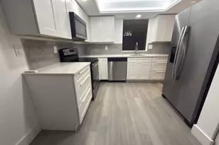 7460 NW 18th St, Margate, FL 33063 - Photo 4