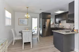 727 Bunker Rd, West Palm Beach, FL 33405 - Photo 10