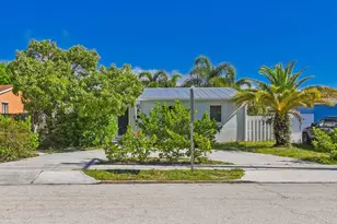 727 Bunker Rd, West Palm Beach, FL 33405 - Photo 1