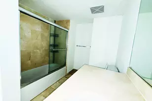 2101 Brickell Ave, Miami, FL 33129 - Photo 16
