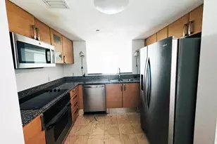 2101 Brickell Ave, Miami, FL 33129 - Photo 8