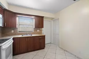 4092 Kirk Rd, Lake Worth, FL 33461 - Photo 8
