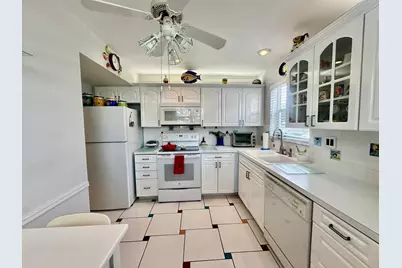 19 Colonial Club Drive #105, Boynton Beach, FL 33435 - Photo 6