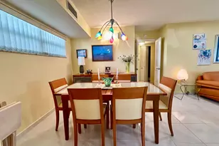 19 Colonial Club Dr, Boynton Beach, FL 33435 - Photo 4
