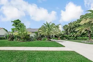1593 Yarmouth Ave, Wellington, FL 33414 - Photo 2