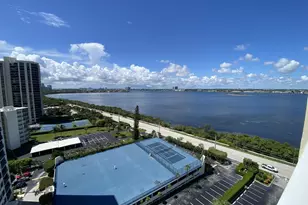 5440 N Ocean Dr, Singer Island, FL 33404 - Photo 28