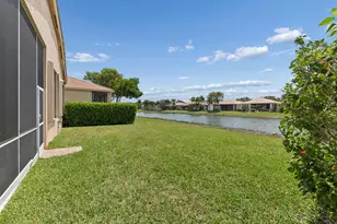 9258 Via Elegante, Wellington, FL 33411 - Photo 18