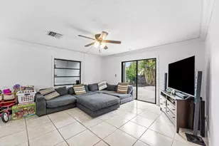 6407 Boulevard of Champions, North Lauderdale, FL 33068 - Photo 4